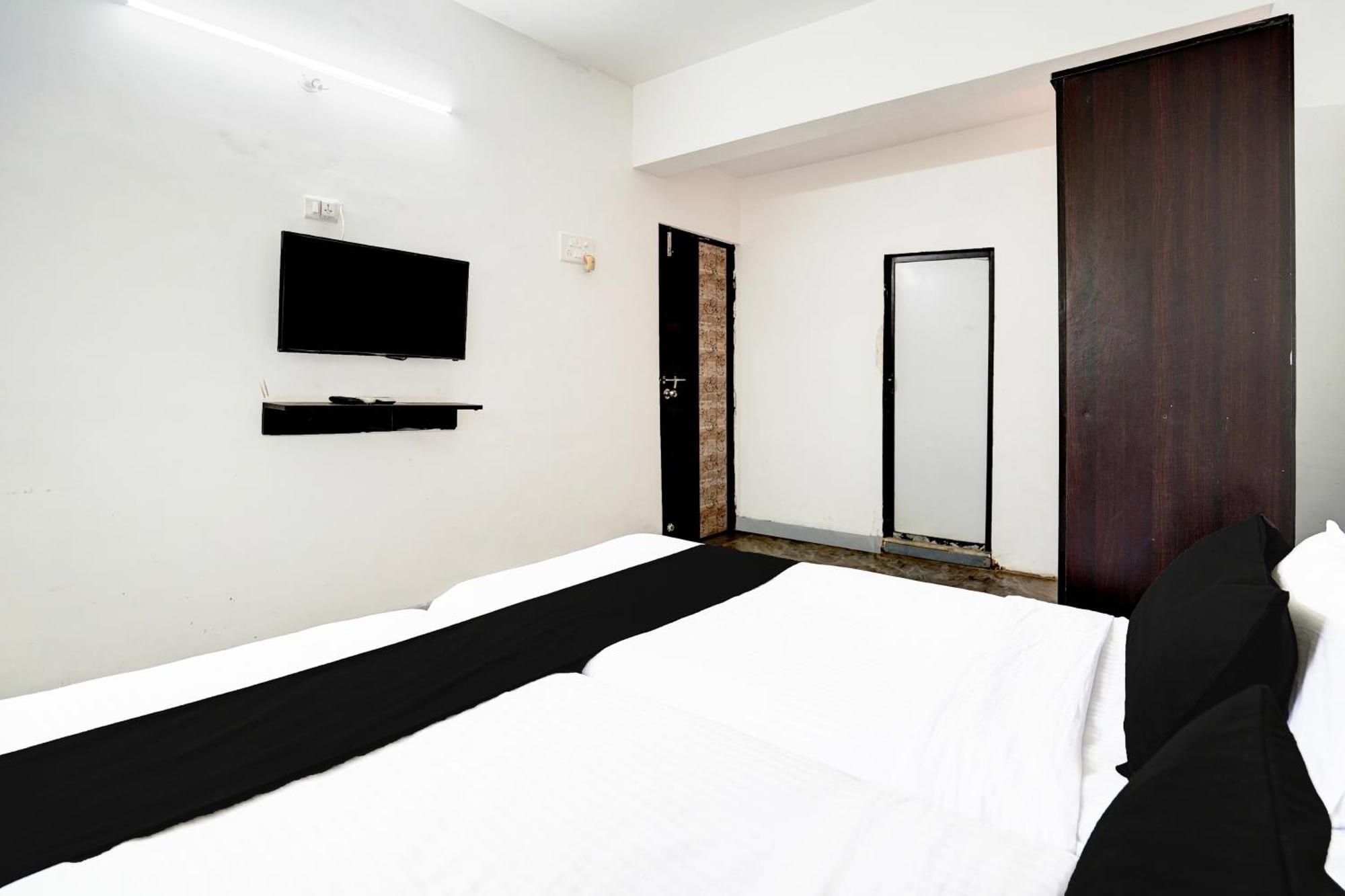 Super Hotel O Deluxe United Corporate Home Navi Mumbai Exterior photo